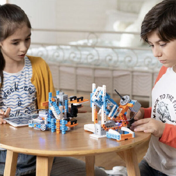 Apitor SuperBot STEM 12-in-1 Robot Kit