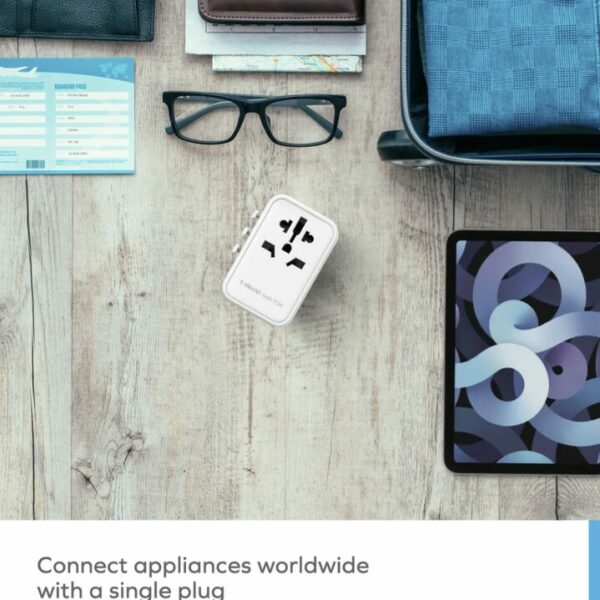 Momax 1-World 70W GaN AC Travel Adaptor UA8A